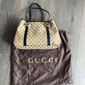 Authentic Gucci GG Canvas Excellent-Like New Shoulder Bag